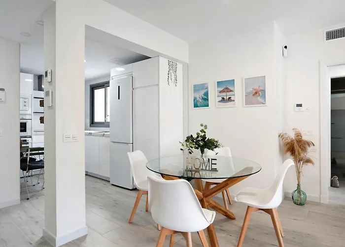 Coral - Solo Familias Conil De La Frontera